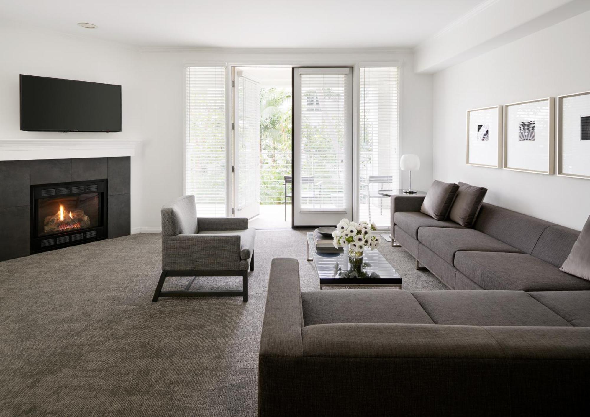 Aka Beverly Hills — Photos 2